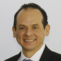 Dr. Carlos José Alvayero