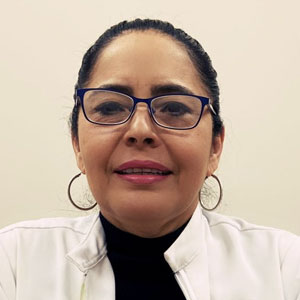 Dra. Lesly Portocarrero Ortiz